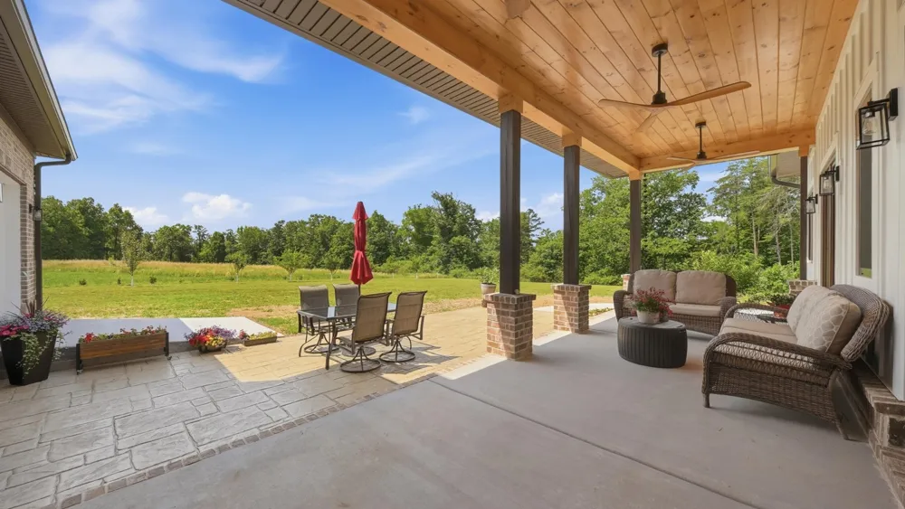 12631 Jones Gap Road Soddy Daisy, TN 37379