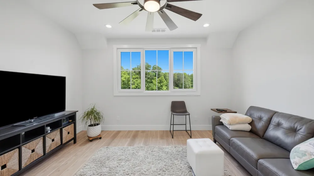 12631 Jones Gap Road Soddy Daisy, TN 37379