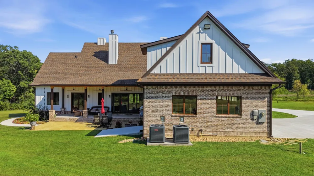 12631 Jones Gap Road Soddy Daisy, TN 37379