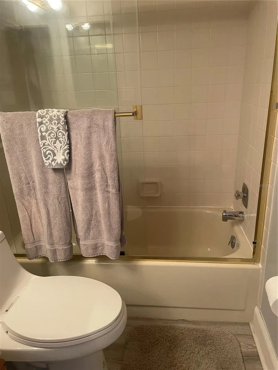 5724 LA PUERTA DEL SOL BOULEVARD #248 St Petersburg, FL 33715