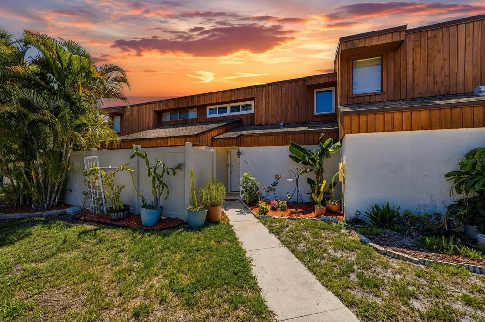 2074 SUNSET POINT ROAD #136 Clearwater, FL 33765