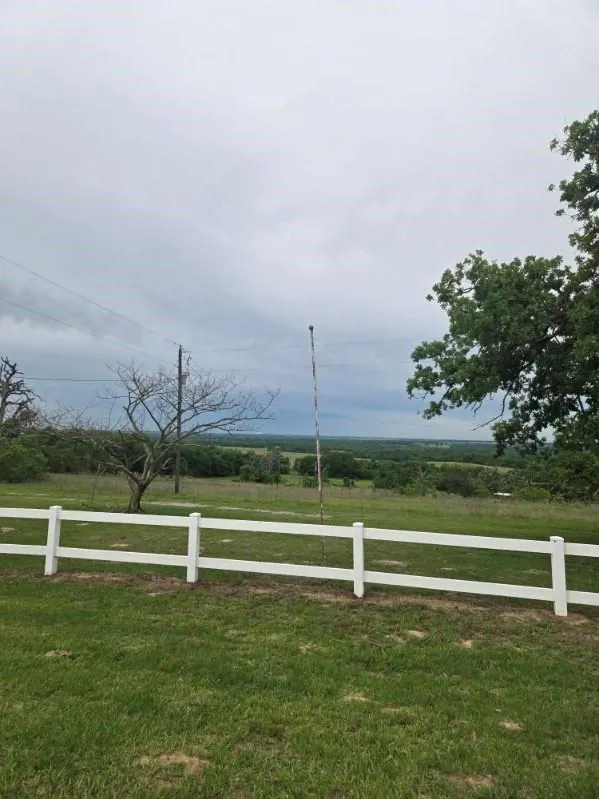 190 Private Road 408 Buffalo, TX 75831