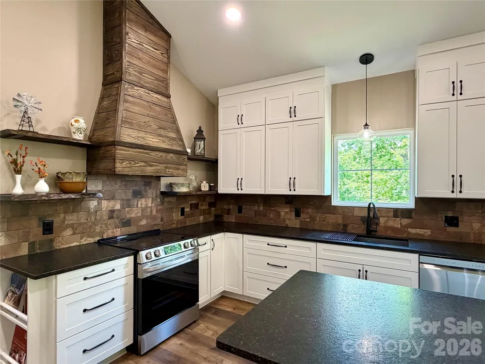 128 Arrowood Lane Harmony, NC 28634