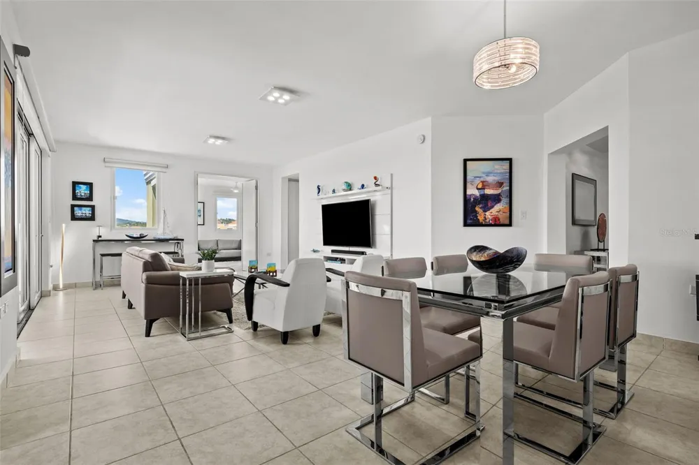 100 OCEAN DRIVE #144 Humacao, PR 00791