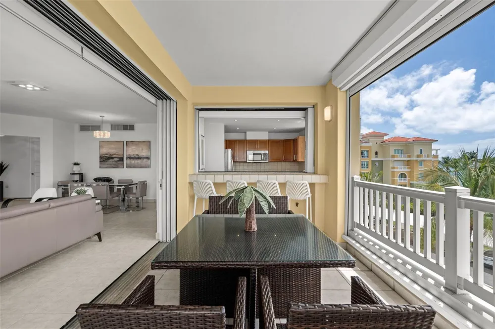 100 OCEAN DRIVE #144 Humacao, PR 00791