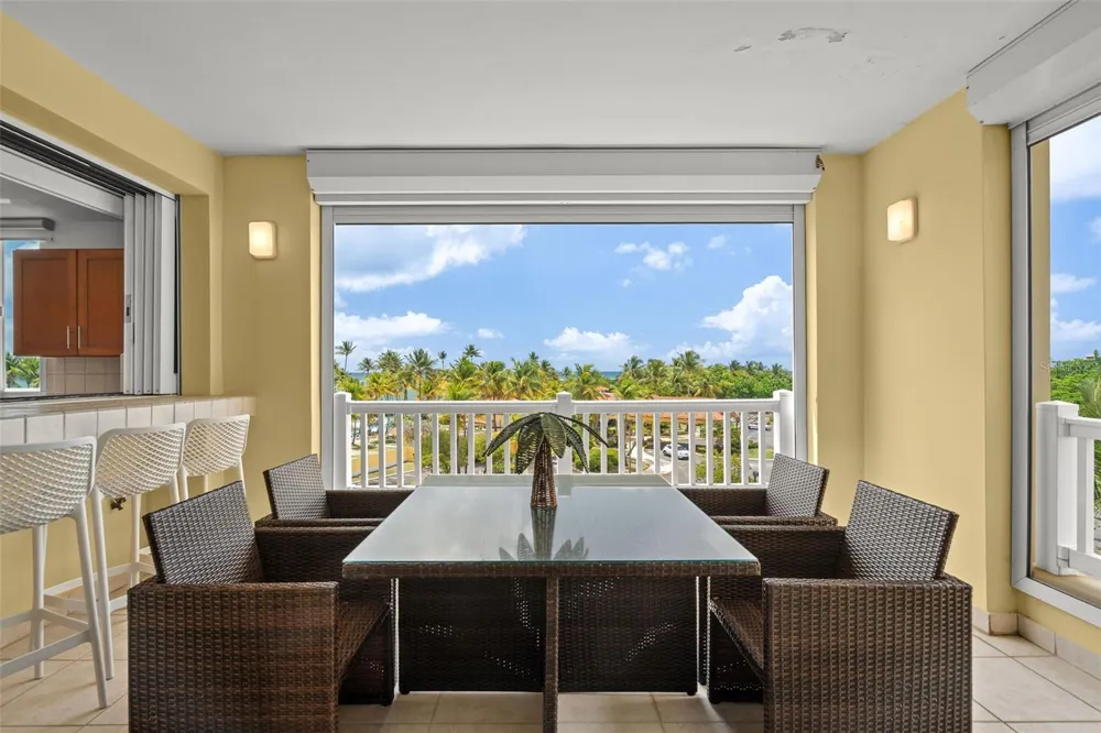 100 OCEAN DRIVE #144 Humacao, PR 00791