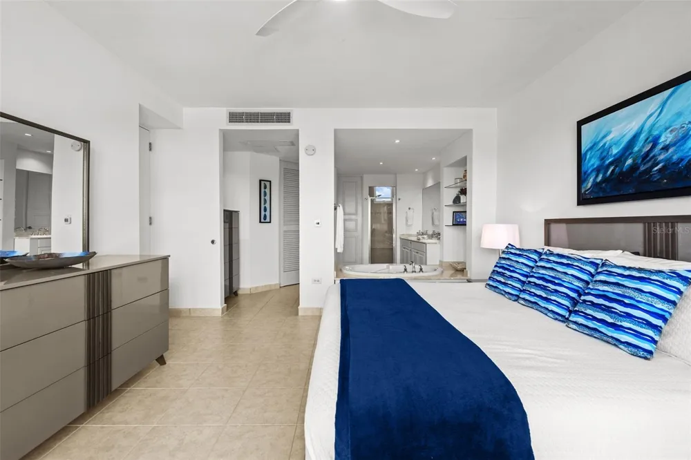100 OCEAN DRIVE #144 Humacao, PR 00791