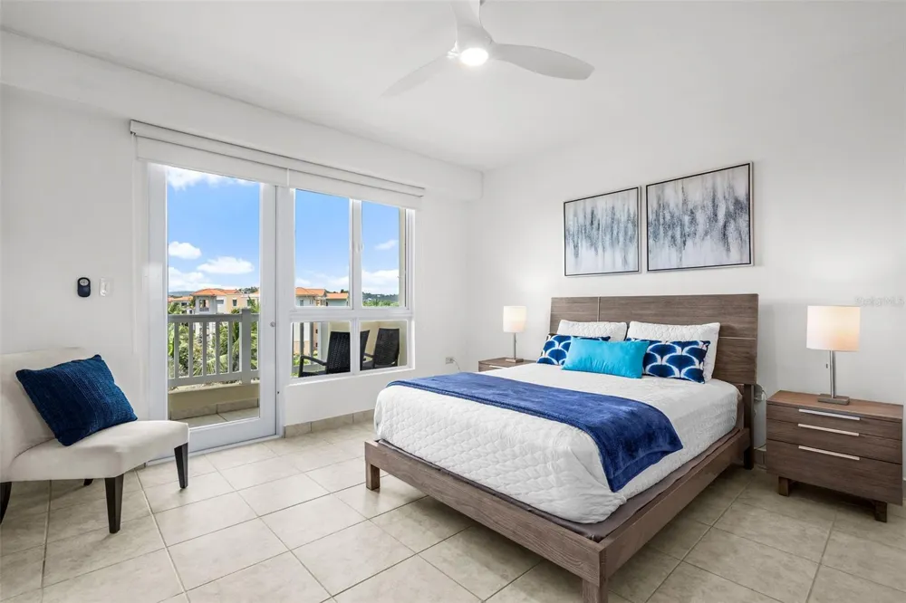 100 OCEAN DRIVE #144 Humacao, PR 00791