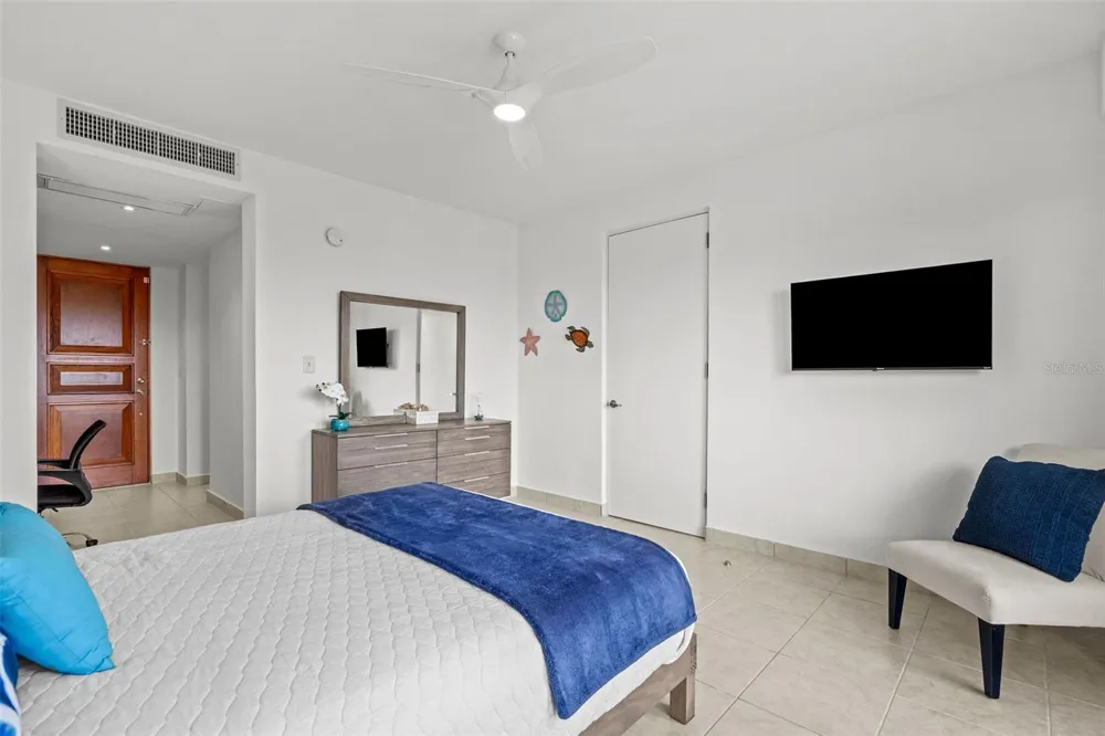100 OCEAN DRIVE #144 Humacao, PR 00791