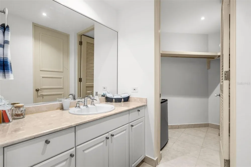 100 OCEAN DRIVE #144 Humacao, PR 00791