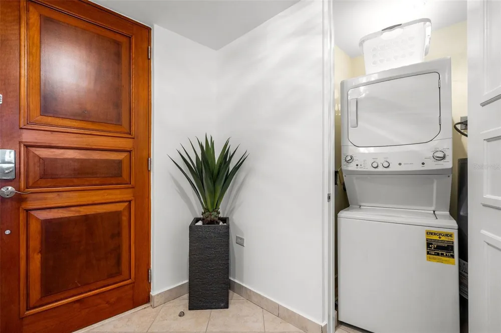 100 OCEAN DRIVE #144 Humacao, PR 00791