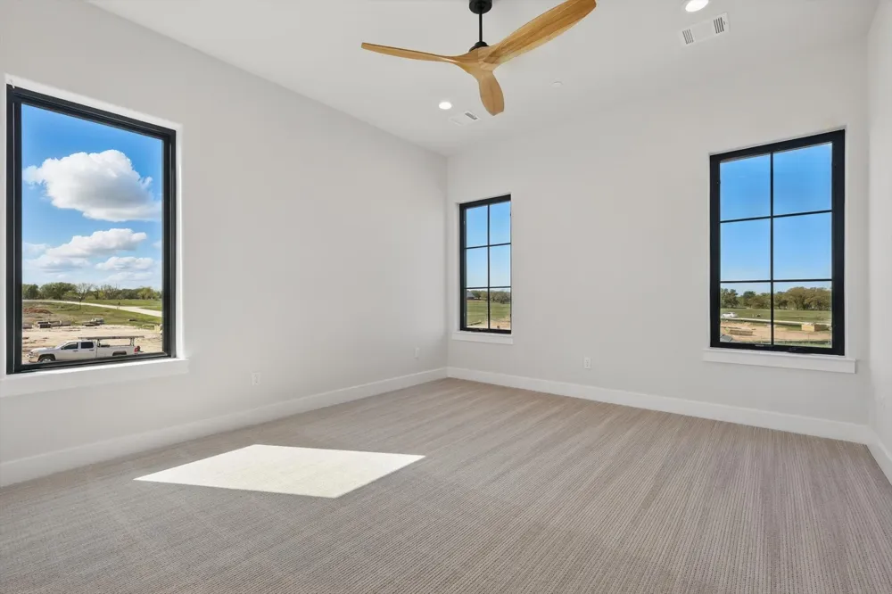 1418 Clydesdale Road Bartonville, TX 76226