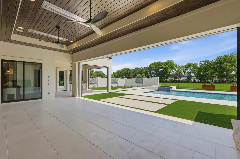 1418 Clydesdale Road Bartonville, TX 76226