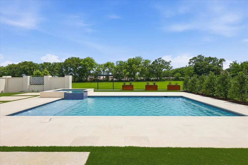 1418 Clydesdale Road Bartonville, TX 76226