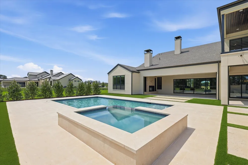 1418 Clydesdale Road Bartonville, TX 76226