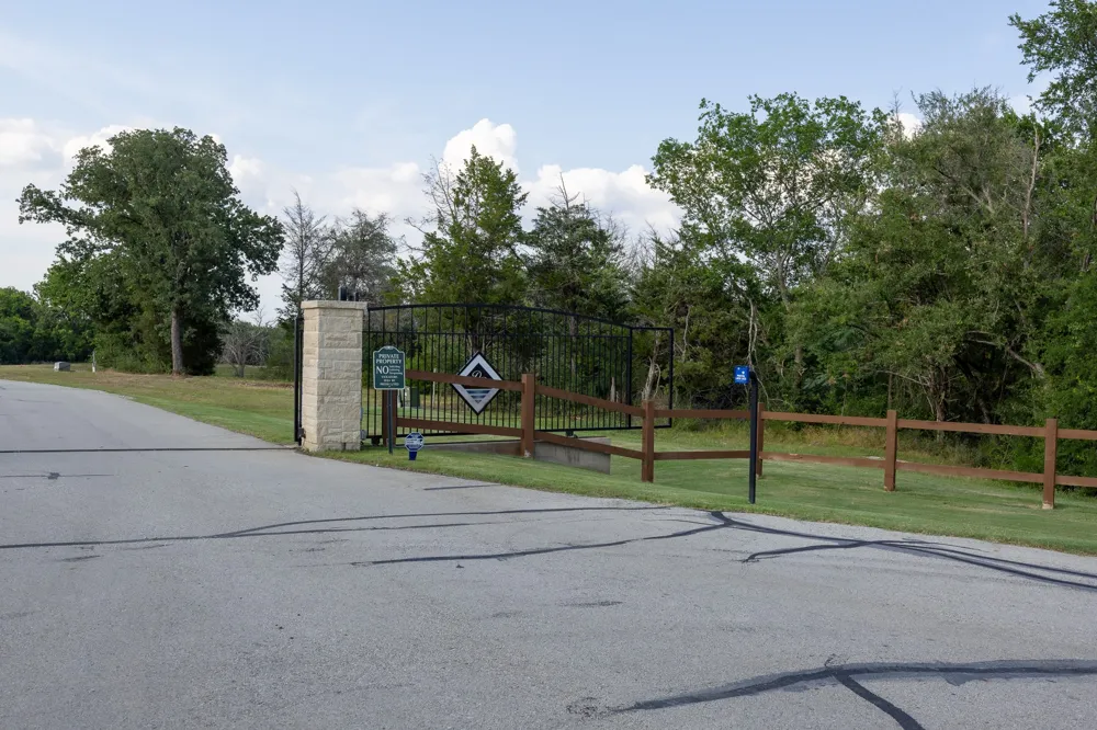 Diamond Point Corsicana, TX 75109