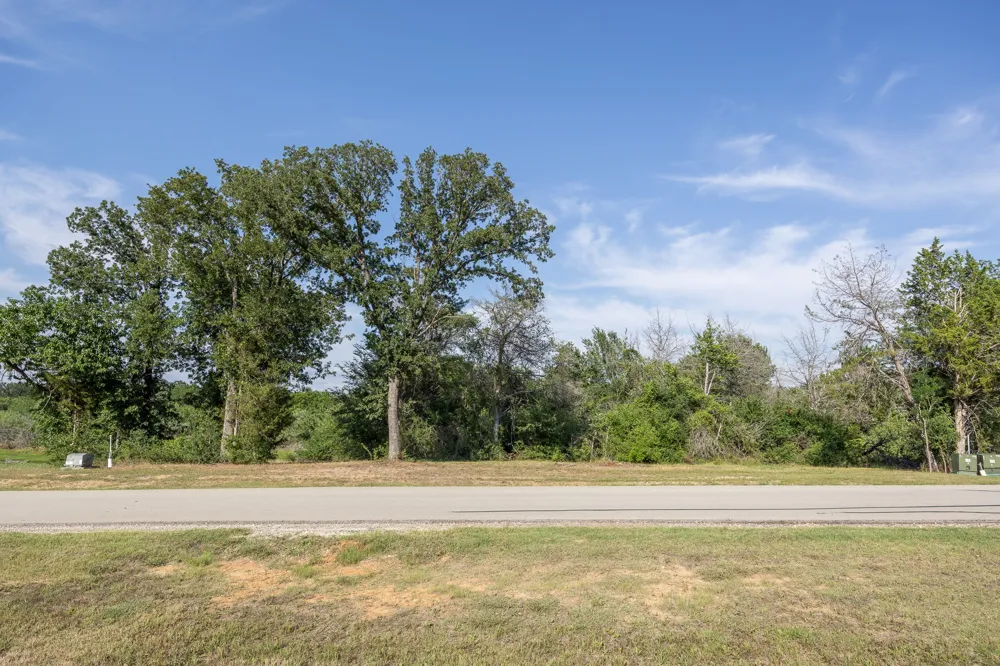 Diamond Point Corsicana, TX 75109