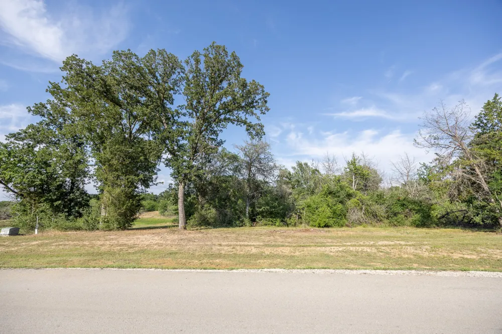 Diamond Point Corsicana, TX 75109