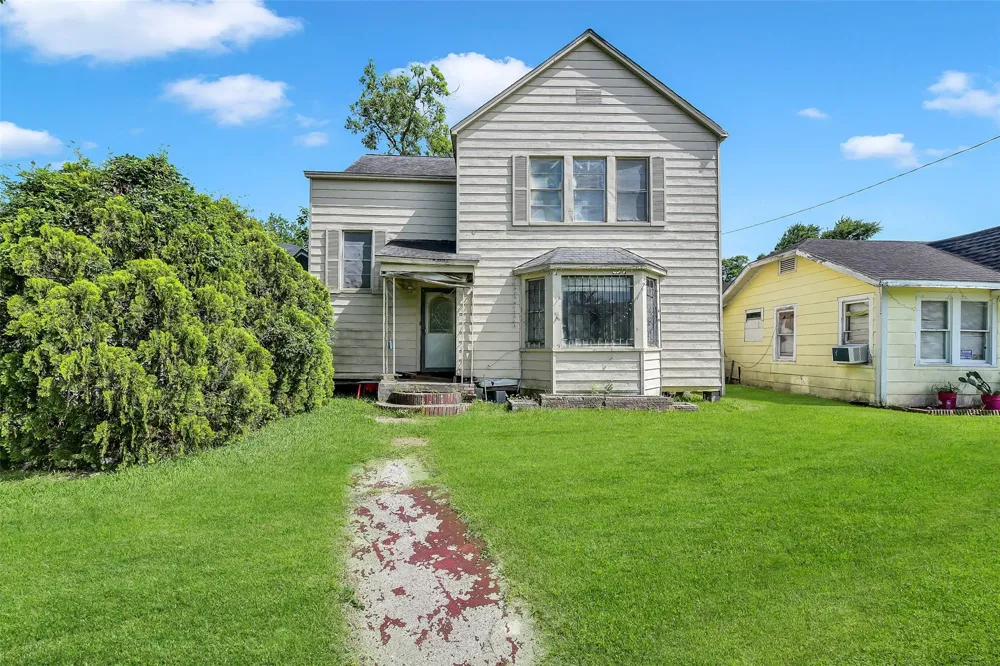 2104 New Jersey Street Baytown, TX 77520