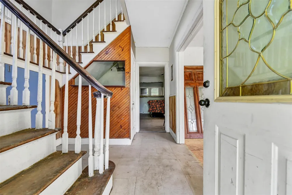 2104 New Jersey Street Baytown, TX 77520