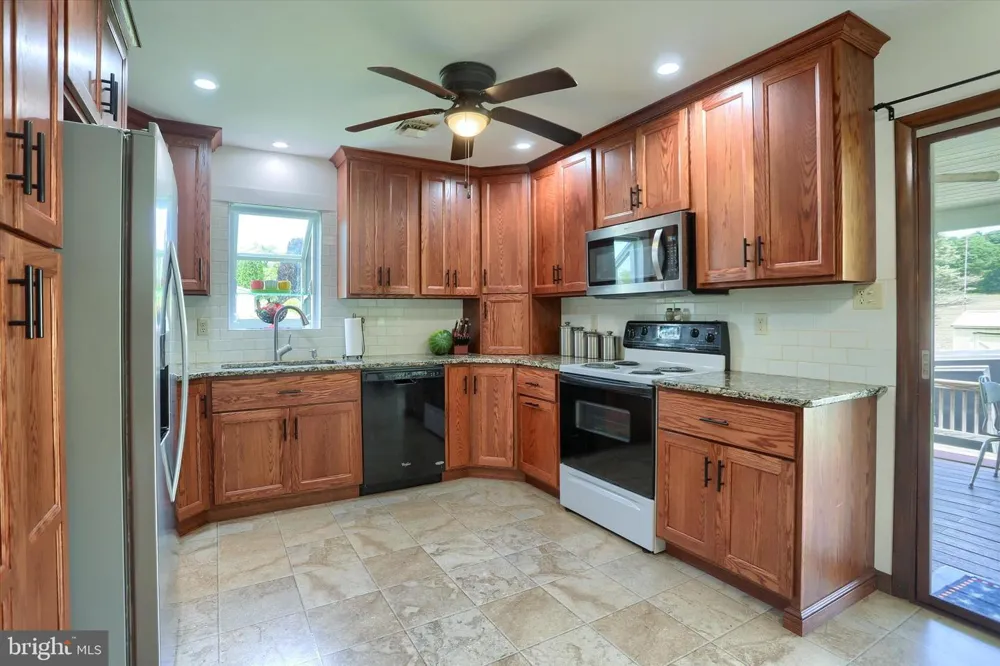 95 PAWNEE LANE Halifax, PA 17032