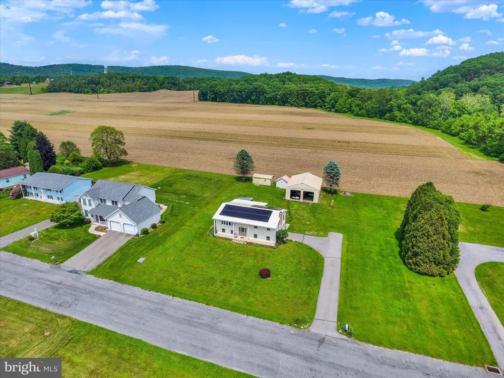 95 PAWNEE LANE Halifax, PA 17032