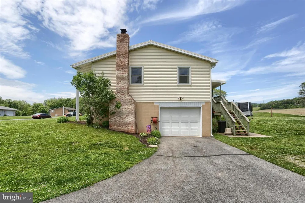 95 PAWNEE LANE Halifax, PA 17032