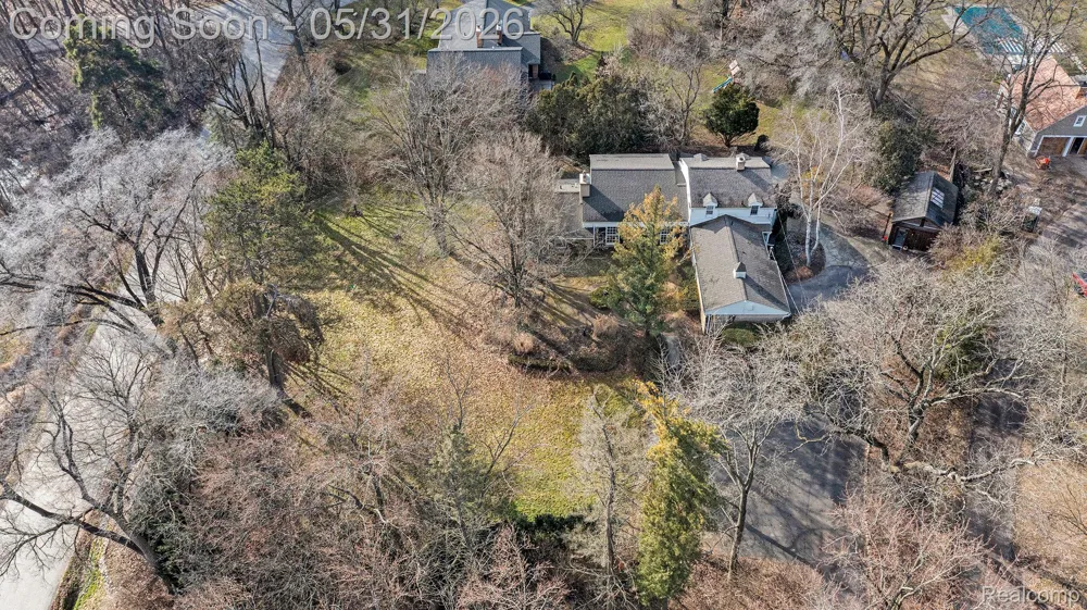 26580 Wellington Road Franklin Village, MI 48025
