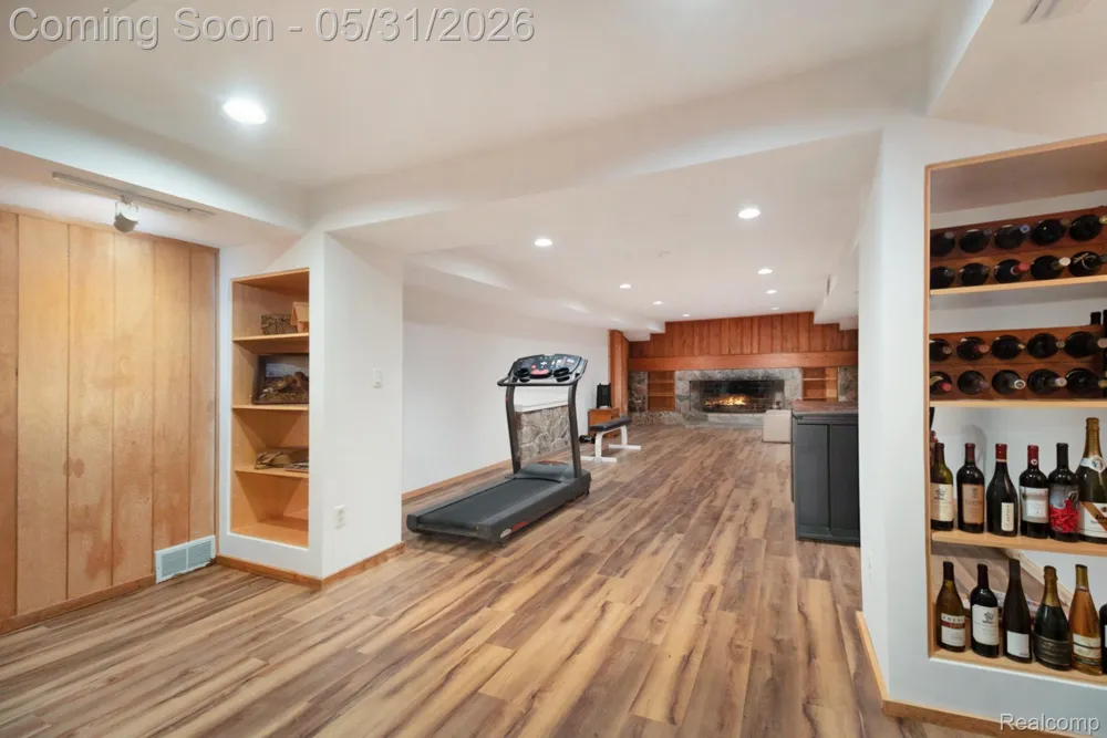 26580 Wellington Road Franklin Village, MI 48025