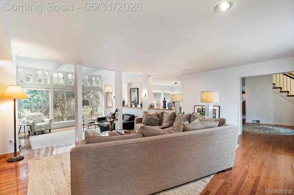 26580 Wellington Road Franklin Village, MI 48025