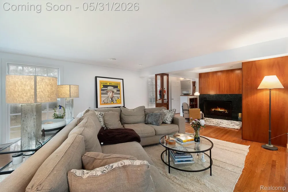 26580 Wellington Road Franklin Village, MI 48025