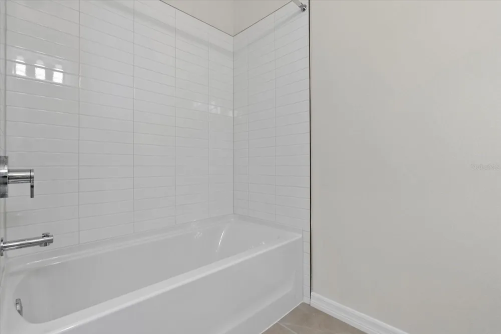 7566 SEA OAK COURT Parrish, FL 34219