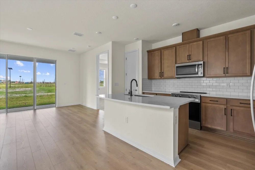 7562 SEA OAK COURT Parrish, FL 34219