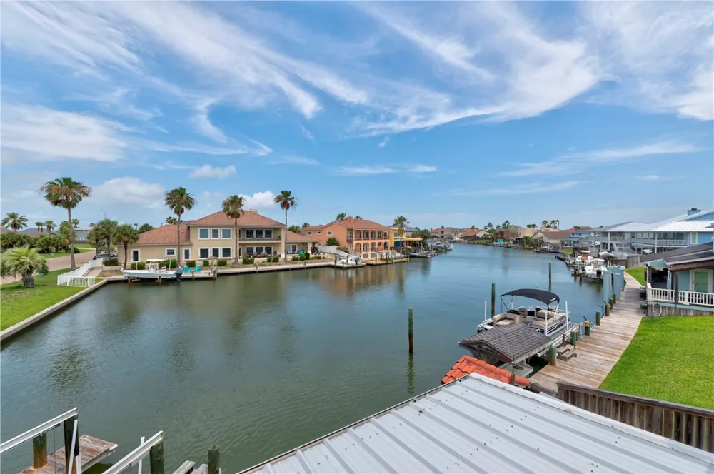 305 Marina Drive Port Aransas, TX 78373