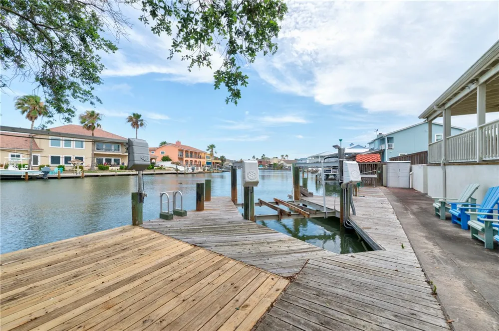 305 Marina Drive Port Aransas, TX 78373