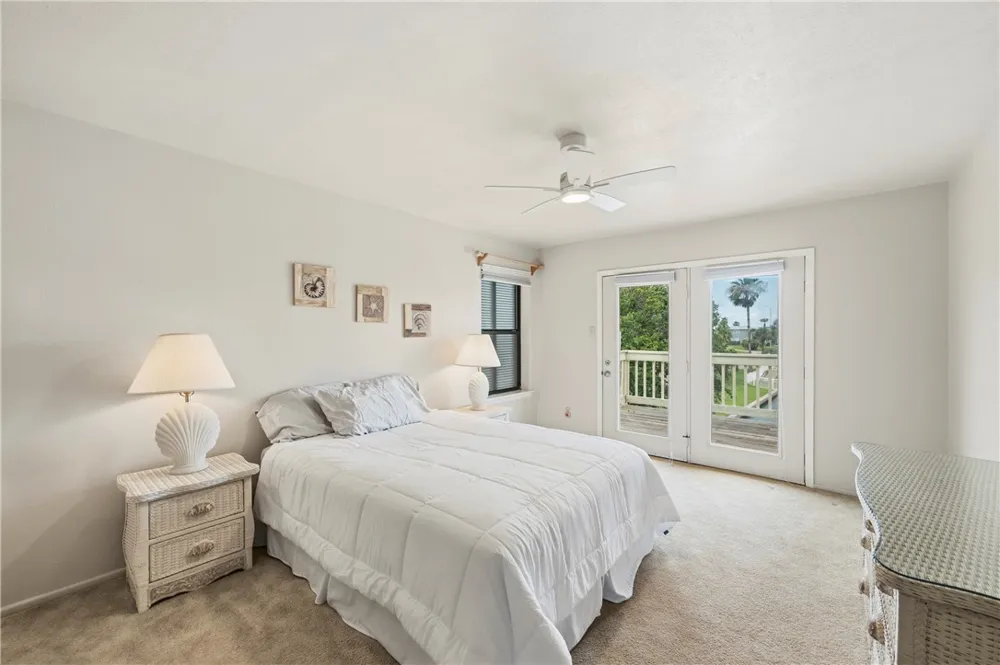 305 Marina Drive Port Aransas, TX 78373