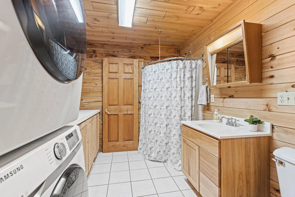 15902 Penesal Road Leroy, MI 49655