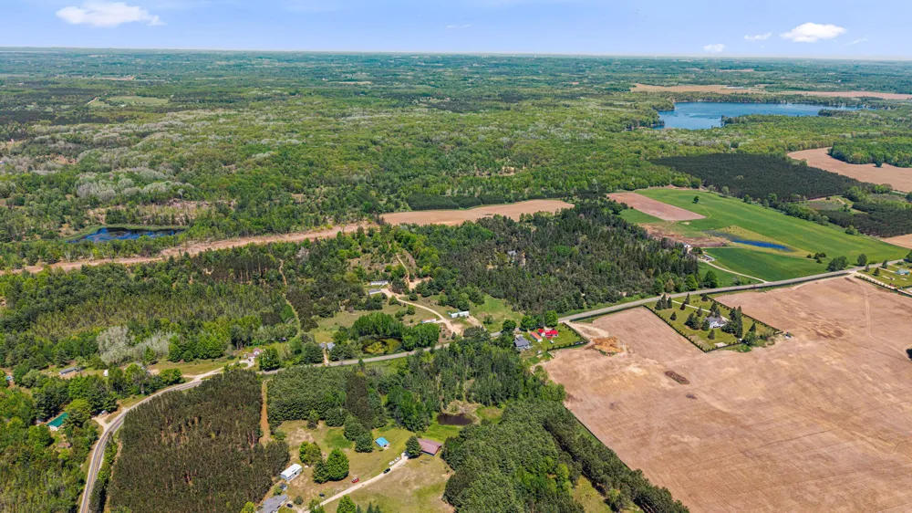 15902 Penesal Road Leroy, MI 49655