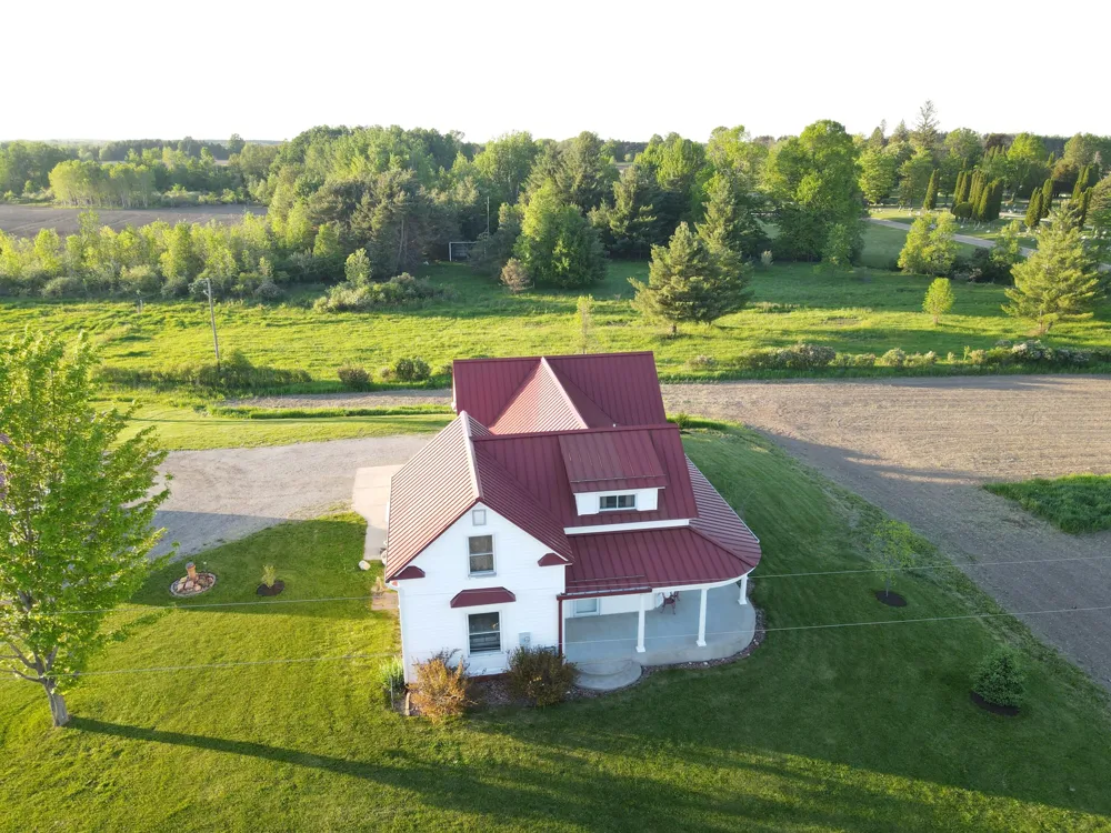 4072 20 Mile Road Marion Township, MI 49665