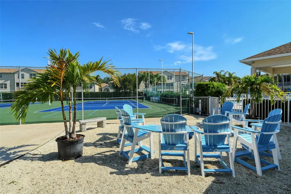 8370 WINGATE DRIVE #726 Sarasota, FL 34238