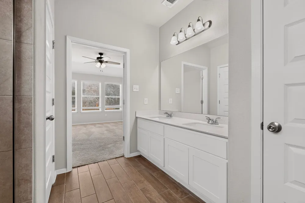 3704 Allegiance Avenue Lago Vista, TX 78645