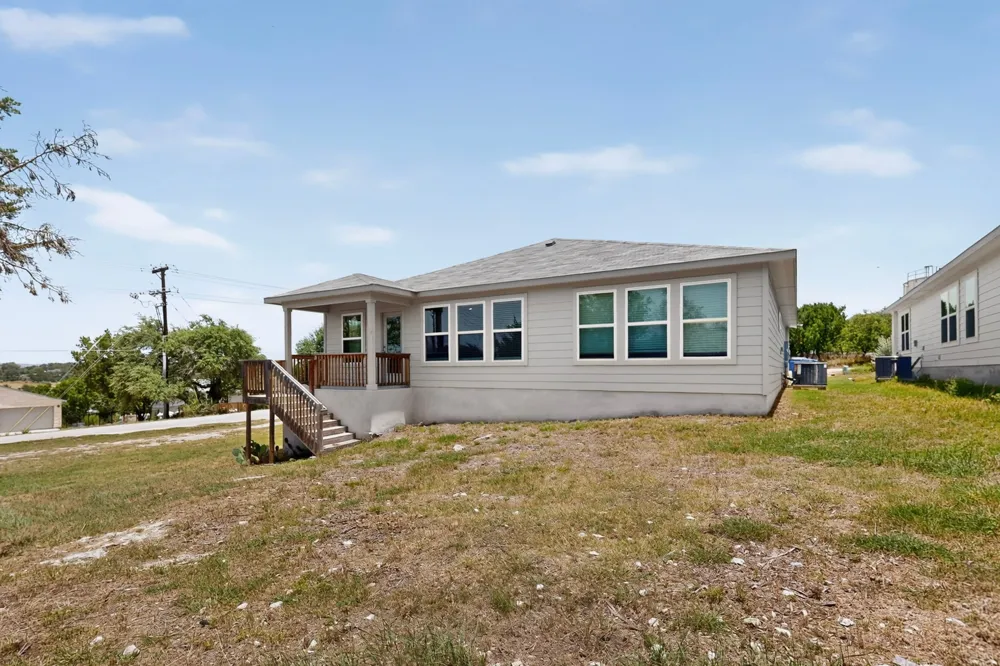 3704 Allegiance Avenue Lago Vista, TX 78645