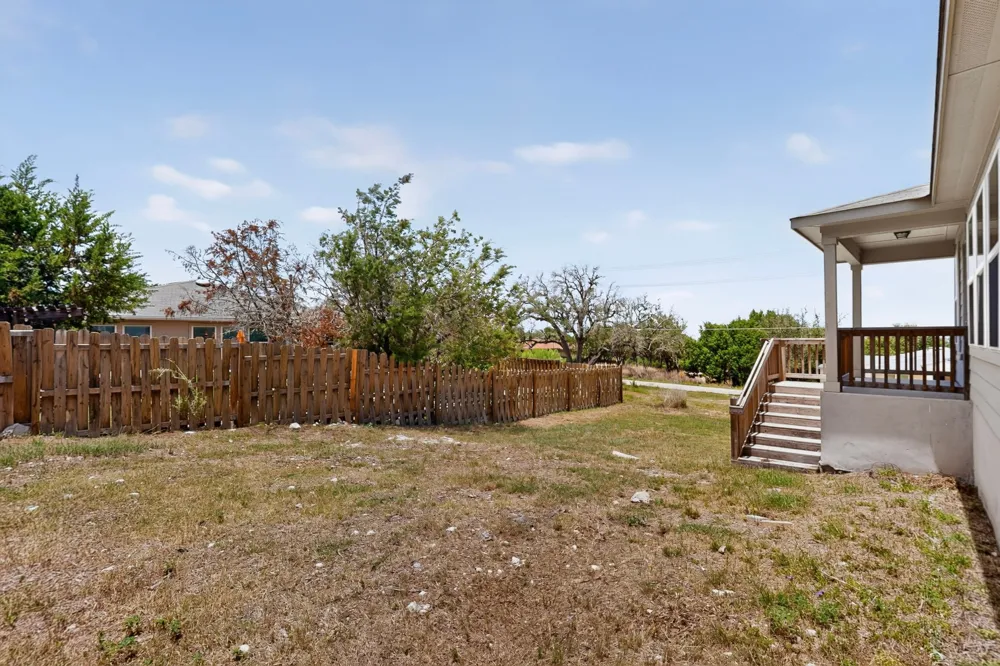 3704 Allegiance Avenue Lago Vista, TX 78645