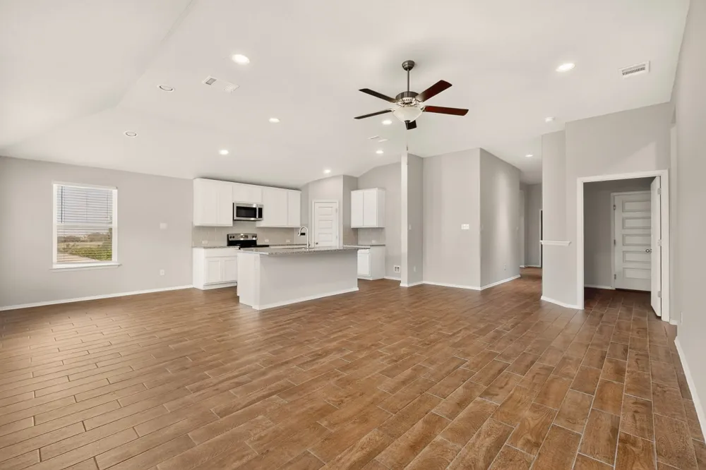 3704 Allegiance Avenue Lago Vista, TX 78645