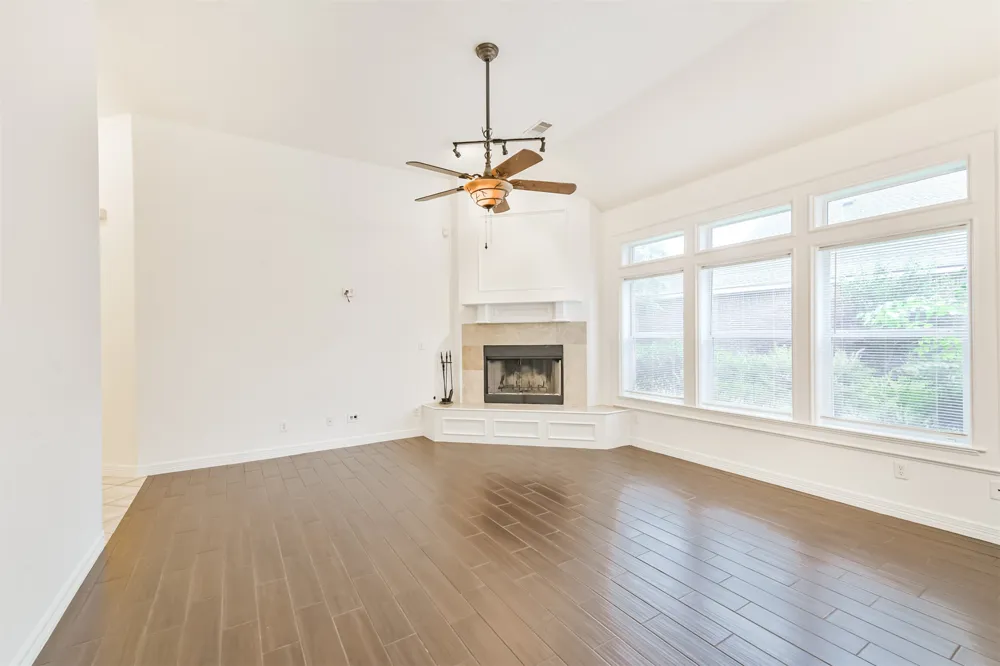 13118 Lazy Lane Willis, TX 77318