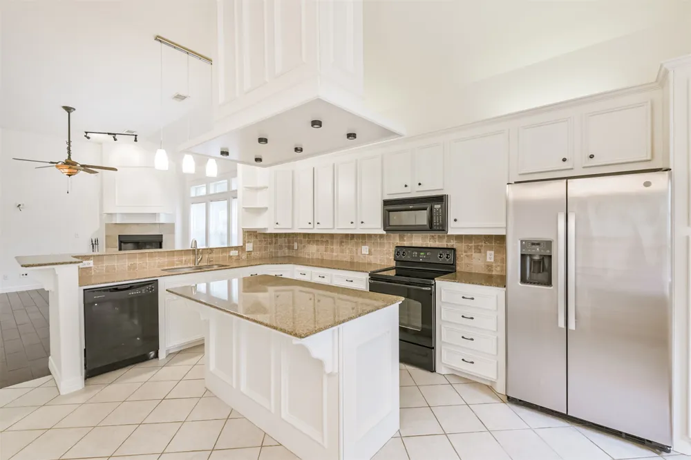 13118 Lazy Lane Willis, TX 77318