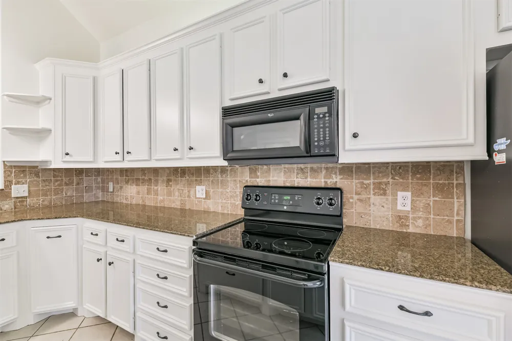 13118 Lazy Lane Willis, TX 77318