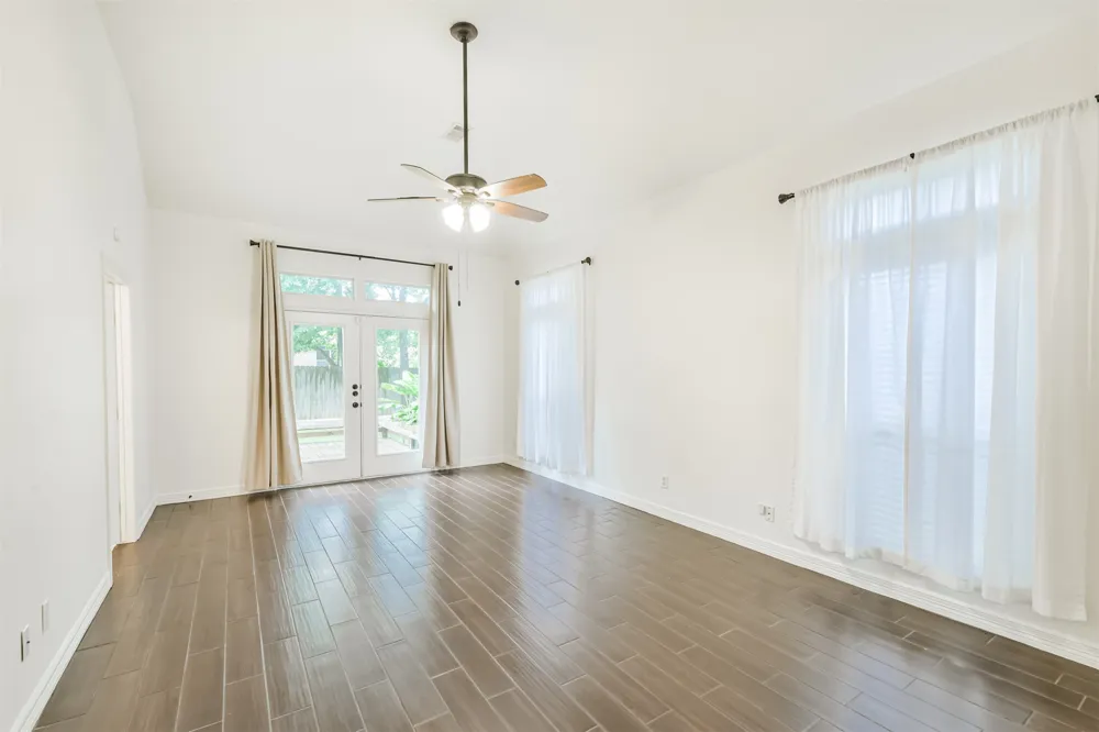 13118 Lazy Lane Willis, TX 77318