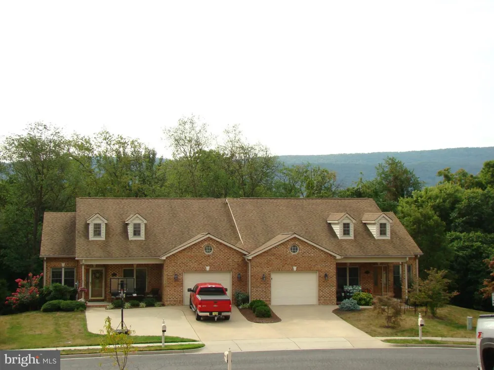 140 DONNA DRIVE Woodstock, VA 22664