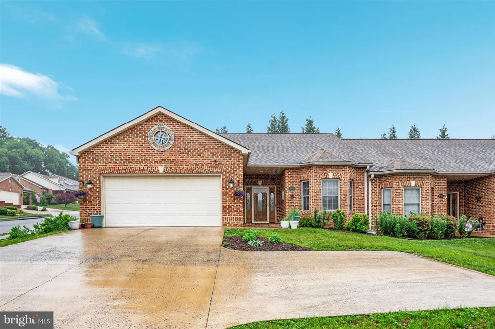 140 DONNA DRIVE Woodstock, VA 22664
